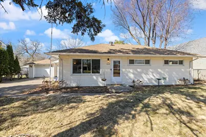 2559 Herschel Street, Roseville, MN 55113 - Photo 2