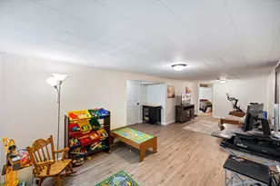 2559 Herschel St, Roseville, MN 55113 - Photo 38