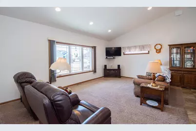 1106 6th Avenue NE, Dilworth, MN 56529 - Photo 8