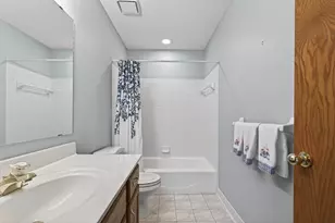 1437 Schooner Way, Woodbury, MN 55125 - Photo 24