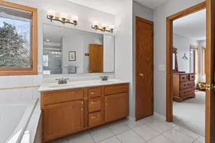 1437 Schooner Way, Woodbury, MN 55125 - Photo 34