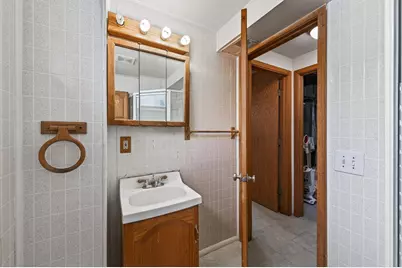 2354 Burke Avenue E, North Saint Paul, MN 55109 - Photo 22