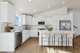 10870 Henslowe Ave S, Cottage Grove, MN 55016 - Photo 2