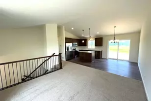 2564 341st Ave NW, Cambridge, MN 55008 - Photo 4