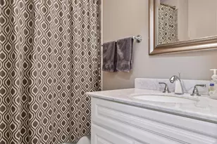 6356 Red Fox Ln, Edina, MN 55436 - Photo 24