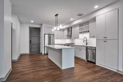 640 Wisconsin Avenue N #309, Golden Valley, MN 55427 - Photo 1