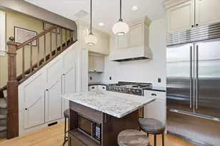 641 Goodrich Ave, Saint Paul, MN 55105 - Photo 22