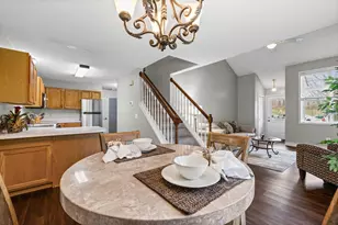 468 Heartland Ct, Chanhassen, MN 55317 - Photo 8