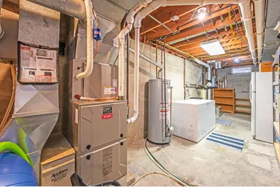 805 Hengen Street, Fairmont, MN 56031 - Photo 48