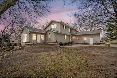 805 Hengen Street, Fairmont, MN 56031 - Photo 2