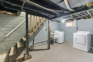 936 Duchess St, Saint Paul, MN 55106 - Photo 24