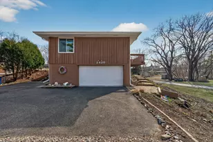 2420 Lancaster Ln N, Plymouth, MN 55441 - Photo 44