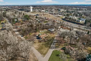 2420 Lancaster Ln N, Plymouth, MN 55441 - Photo 58