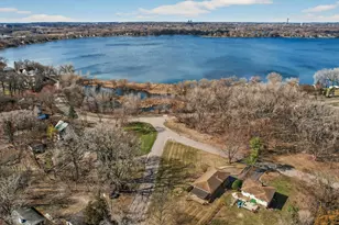 2420 Lancaster Ln N, Plymouth, MN 55441 - Photo 62