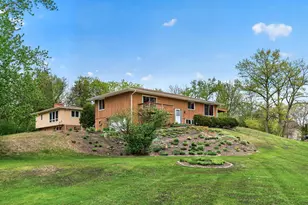 2420 Lancaster Ln N, Plymouth, MN 55441 - Photo 36
