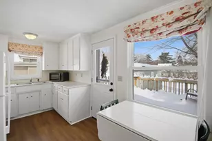 646 E Rose St, Owatonna, MN 55060 - Photo 6