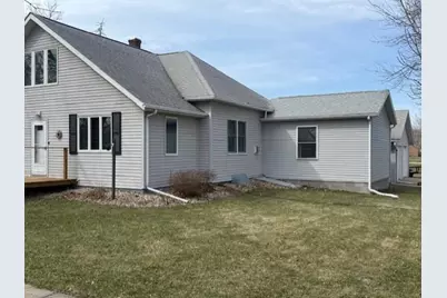 108 4th Street NE, Fulda, MN 56131 - Photo 2