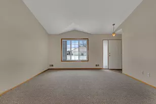 206 Appaloosa Ct, Braham, MN 55006 - Photo 8