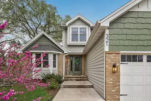 321 Deerfoot Trail, Chanhassen, MN 55317 - Photo 6