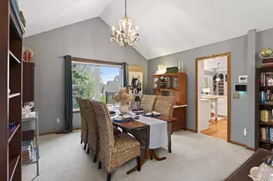 321 Deerfoot Trail, Chanhassen, MN 55317 - Photo 14