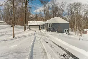 816 Hickory Ln, Mantorville, MN 55955 - Photo 2