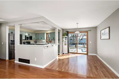 1061 Hillcrest Drive, Woodbury, MN 55125 - Photo 8