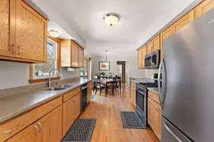 5600 Lindsay St, Golden Valley, MN 55422 - Photo 22