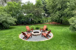 5600 Lindsay St, Golden Valley, MN 55422 - Photo 2