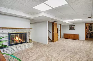 200 W 107th St, Bloomington, MN 55420 - Photo 16