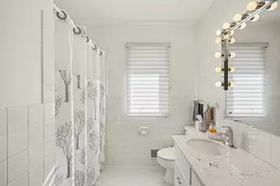 200 W 107th St, Bloomington, MN 55420 - Photo 14