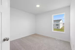 8902 Periwinkle Blvd, Woodbury, MN 55129 - Photo 16