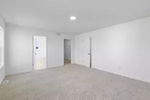 8902 Periwinkle Blvd, Woodbury, MN 55129 - Photo 10