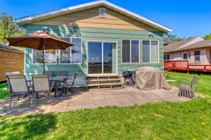 25934 Brolin Beach Rd, Detroit Lakes, MN 56501 - Photo 4