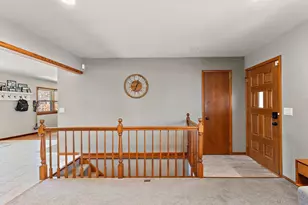 5615 Twin Lake Terrace N, Crystal, MN 55429 - Photo 6