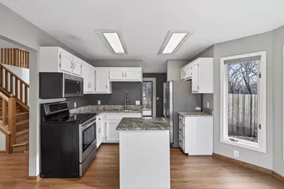 7625 W 138th Street W, Apple Valley, MN 55124 - Photo 10