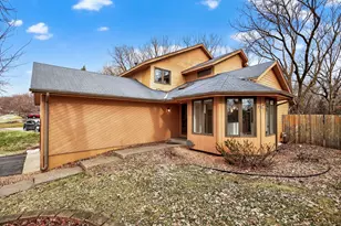 7625 W 138th Street W, Apple Valley, MN 55124 - Photo 2