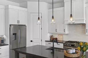 17912 Greenwich Wy, Lakeville, MN 55044 - Photo 14