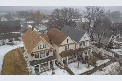 2424 W 2nd Street, Duluth, MN 55806 - Photo 1