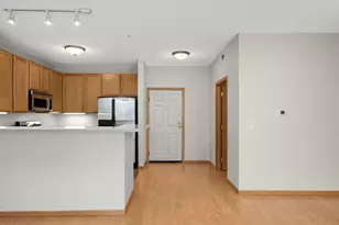 580 N 2nd St, Minneapolis, MN 55401 - Photo 8