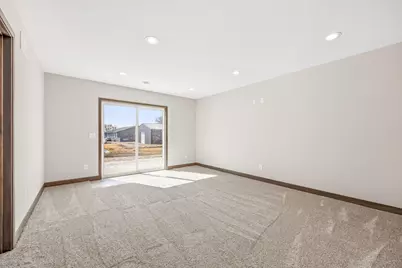 800 Texas Avenue NW, Hutchinson, MN 55350 - Photo 20