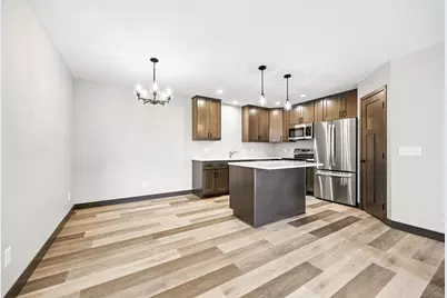 800 Texas Avenue NW, Hutchinson, MN 55350 - Photo 8