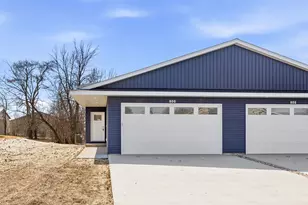 800 Texas Ave NW, Hutchinson, MN 55350 - Photo 2