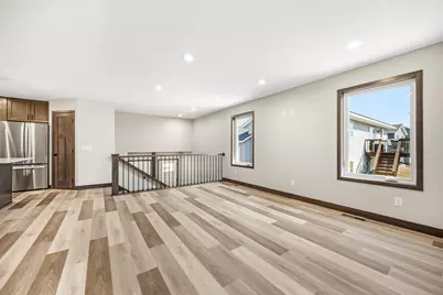 800 Texas Avenue NW, Hutchinson, MN 55350 - Photo 10