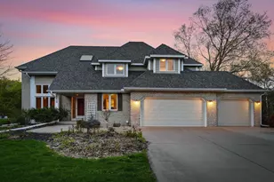 6410 Fox Path, Chanhassen, MN 55317 - Photo 2