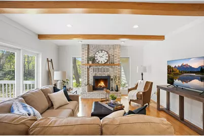 6410 Fox Path, Chanhassen, MN 55317 - Photo 6