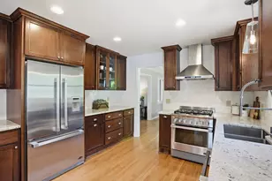 6410 Fox Path, Chanhassen, MN 55317 - Photo 12