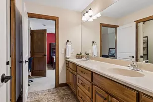 5110 Lexington Ave N, Shoreview, MN 55126 - Photo 30