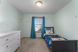 3262 Oak View Dr, Woodbury, MN 55129 - Photo 20