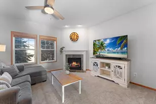 3262 Oak View Dr, Woodbury, MN 55129 - Photo 4