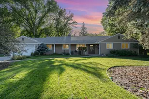 6608 W Shore Dr, Edina, MN 55435 - Photo 1